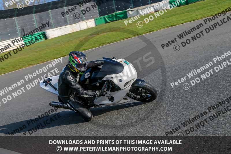 PJM Wedding Photography;enduro digital images;event digital images;eventdigitalimages;mallory park;mallory park photographs;mallory park trackday;mallory park trackday photographs;no limits trackdays;peter wileman photography;racing digital images;trackday digital images;trackday photos